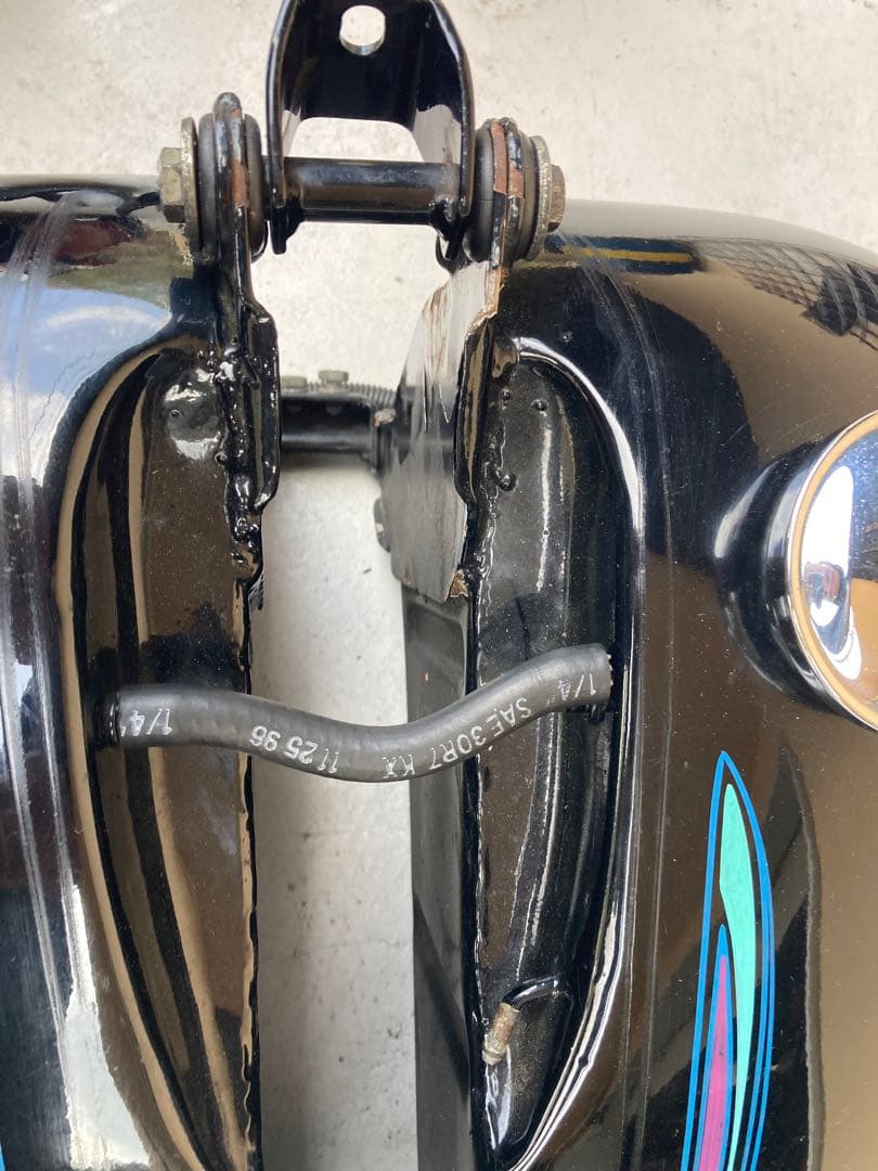 ミコライオさん専用。ハーレーエボソフテイルタンクセット