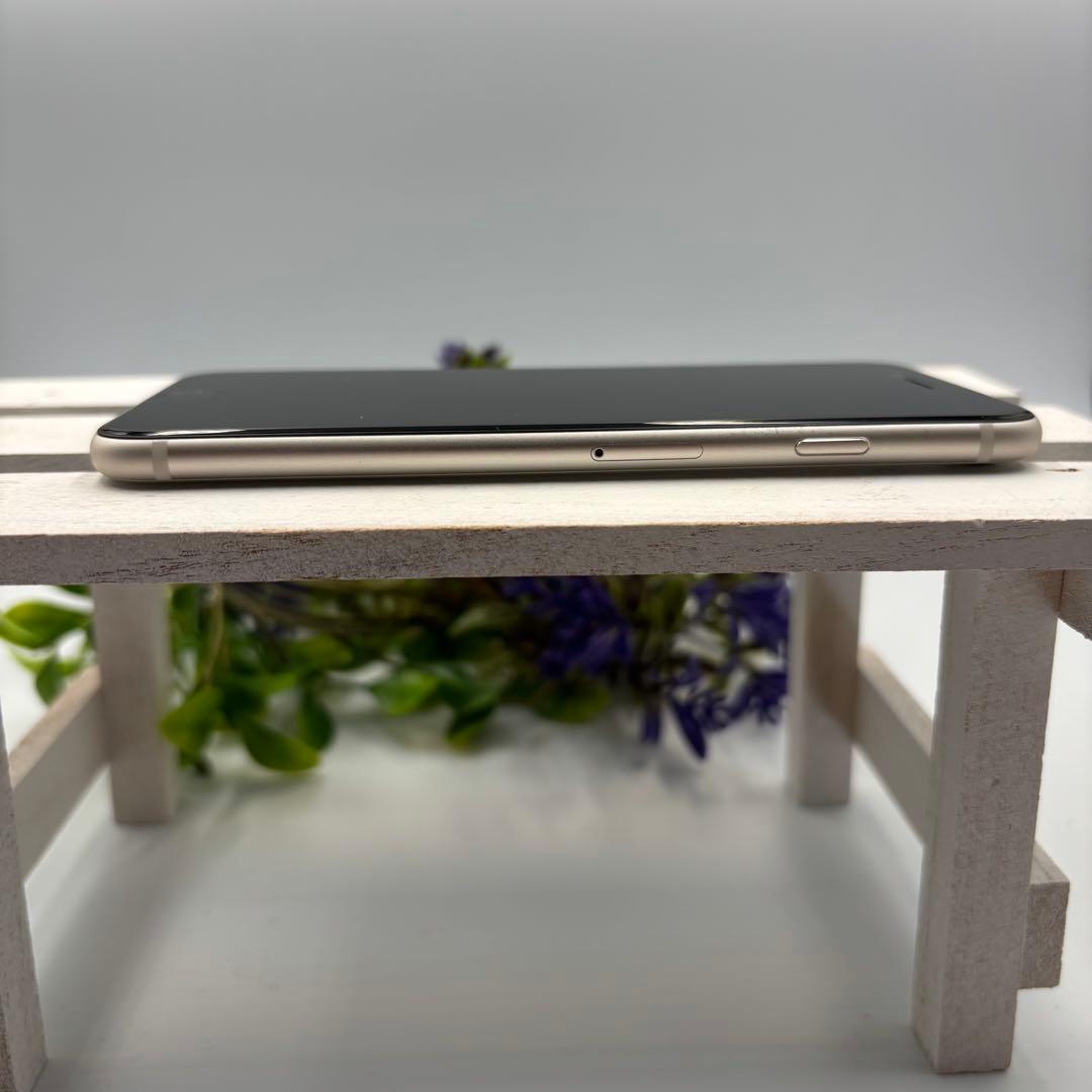 【美品】iPhone SE第3世代 64GB スターライト 342
