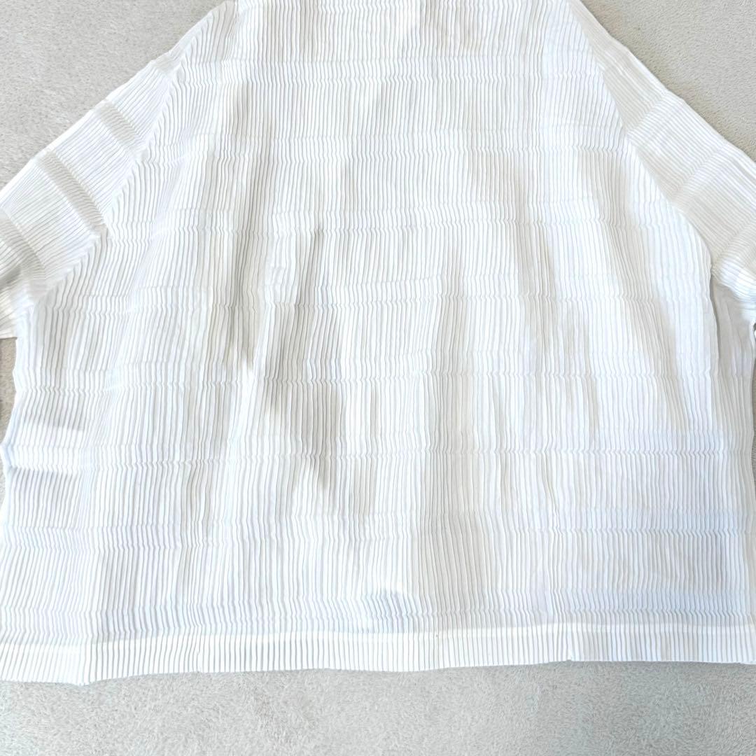 専用　ISSEY MIYAKE プリーツ　ホワイト　変形　長袖　　カーディガン