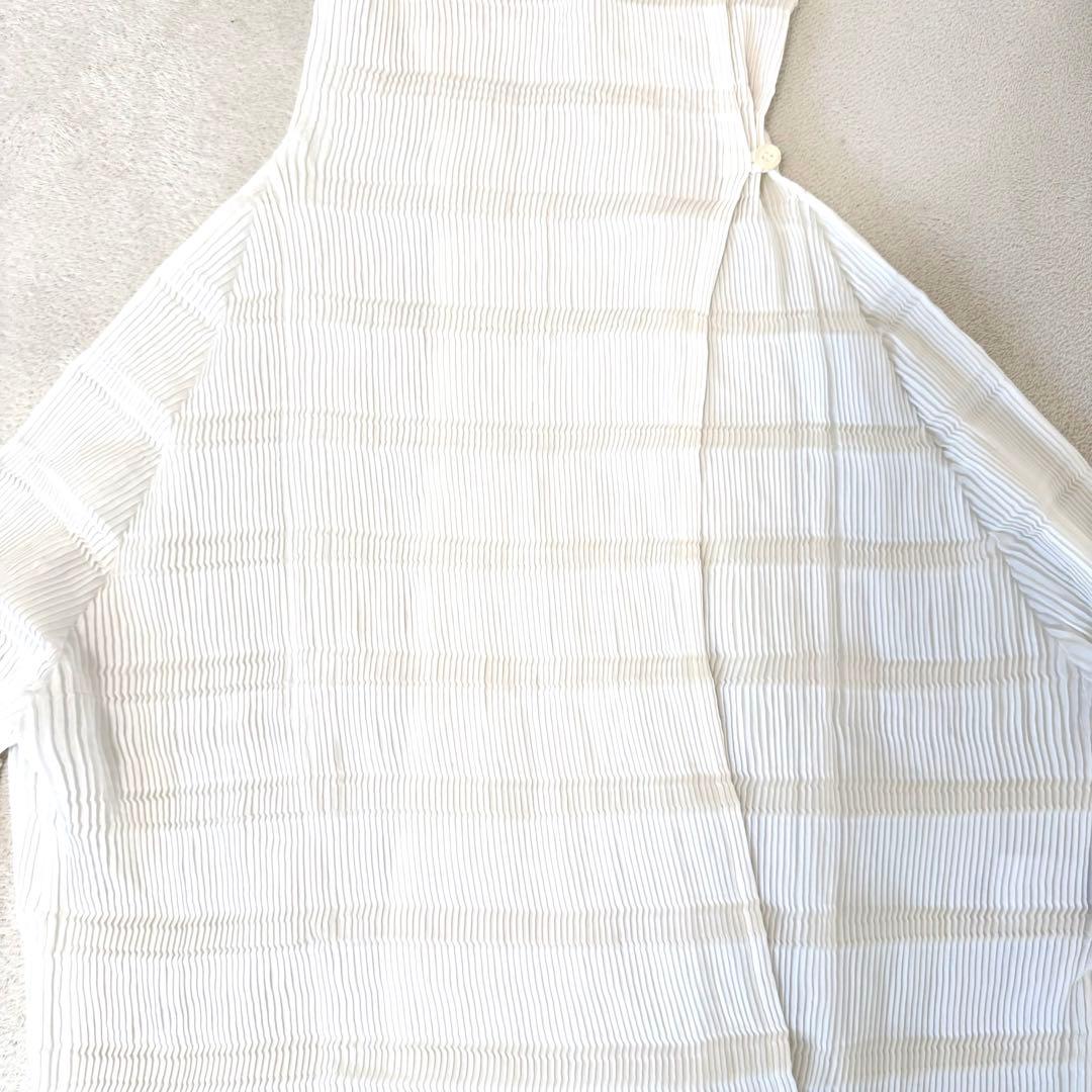 専用　ISSEY MIYAKE プリーツ　ホワイト　変形　長袖　　カーディガン