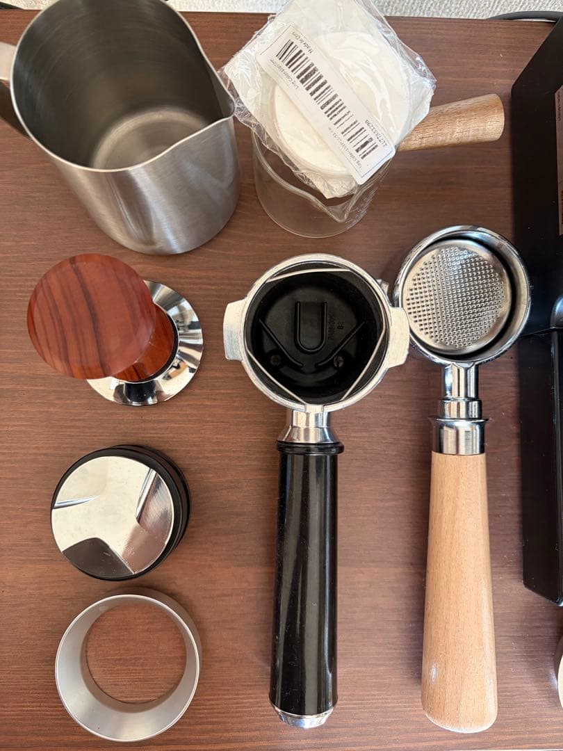 DeLonghi エスプレッソマシン ECP3220J-BK セット