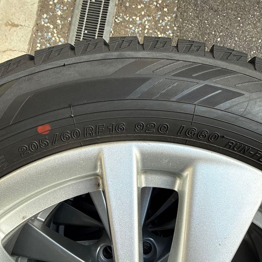 gear125様1本目◾️純正ホイル23製ヨコハマ205/60/16