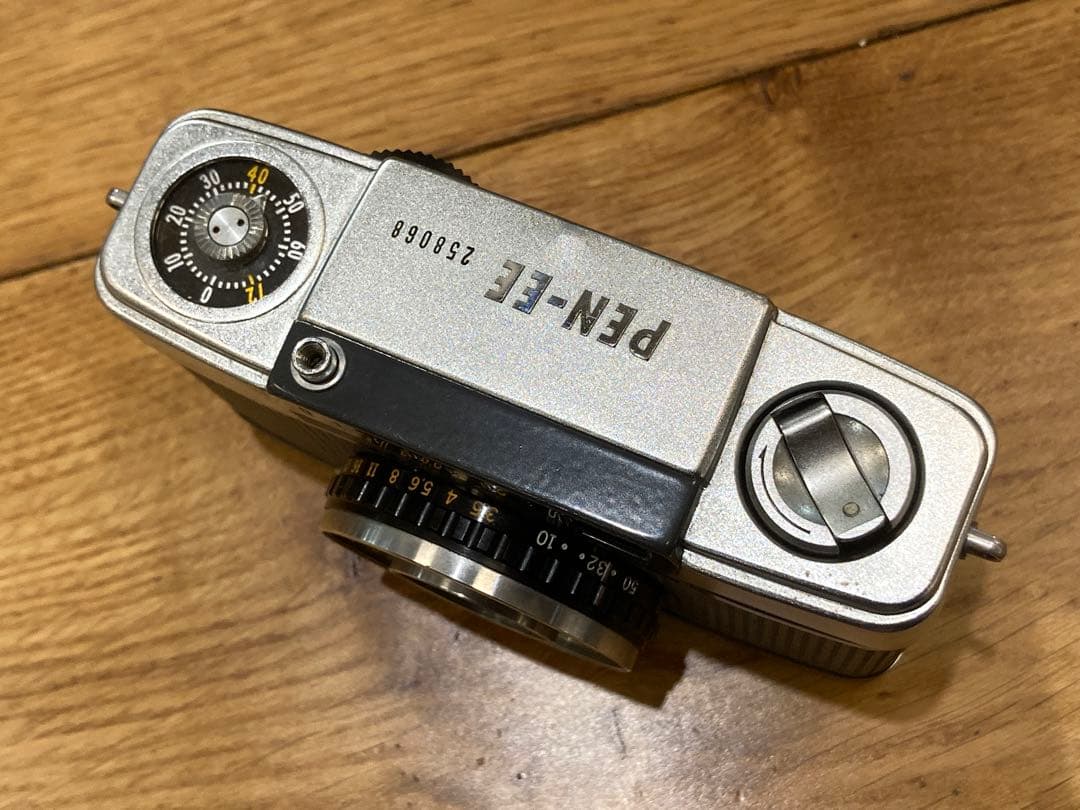 OLYMPUS Pen フィルムカメラ レンズキャップ付き