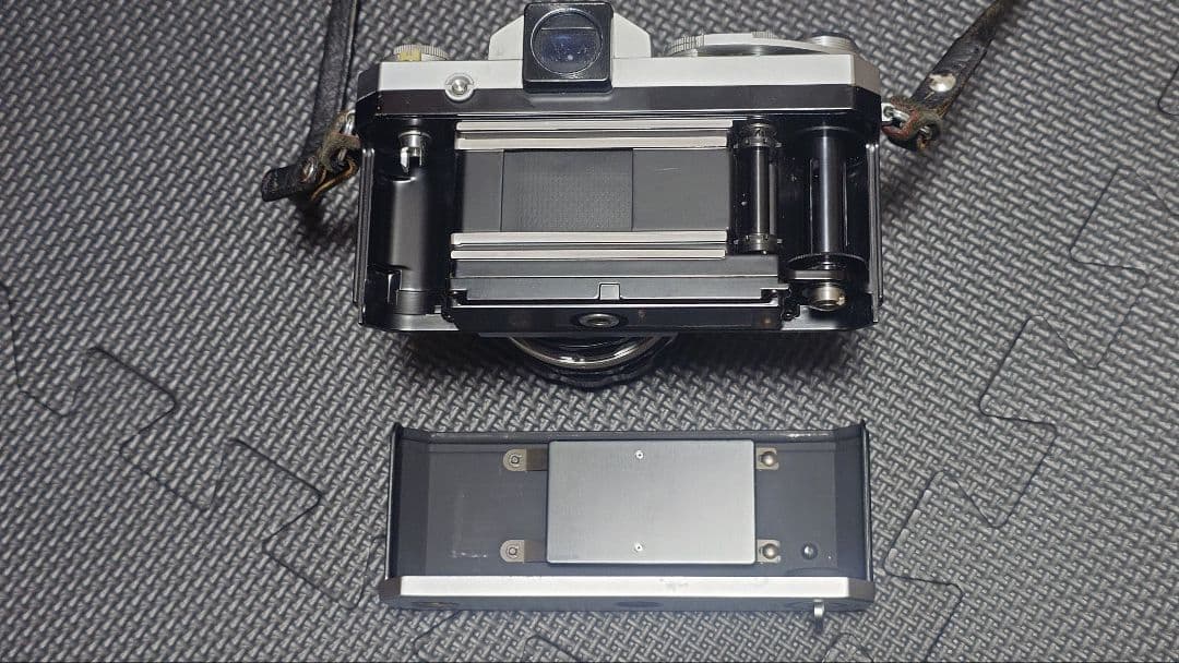 希少品 ニコンF レンズ付き 一眼レフ フィルムカメラ