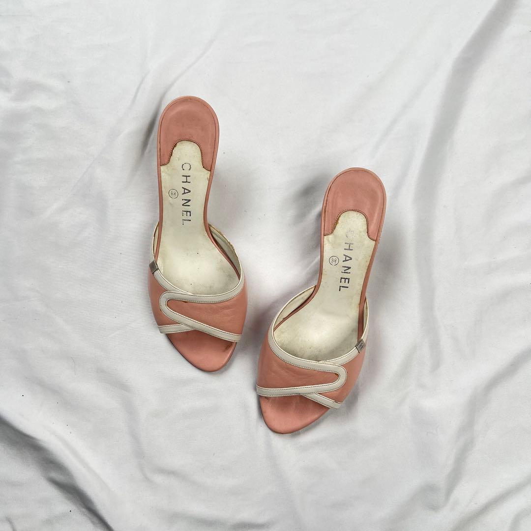 靴 CHANEL coco mark leather mules baby pink