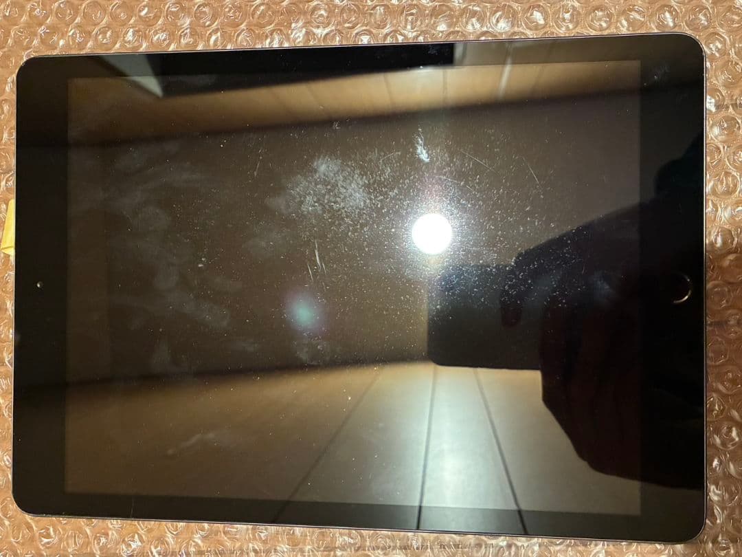 Apple　iPad8世代　Wi-Fi 32GB スペースグレイ