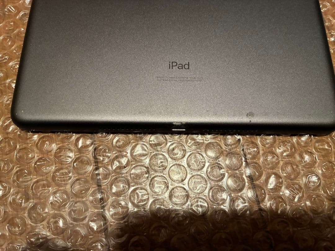 Apple　iPad8世代　Wi-Fi 32GB スペースグレイ