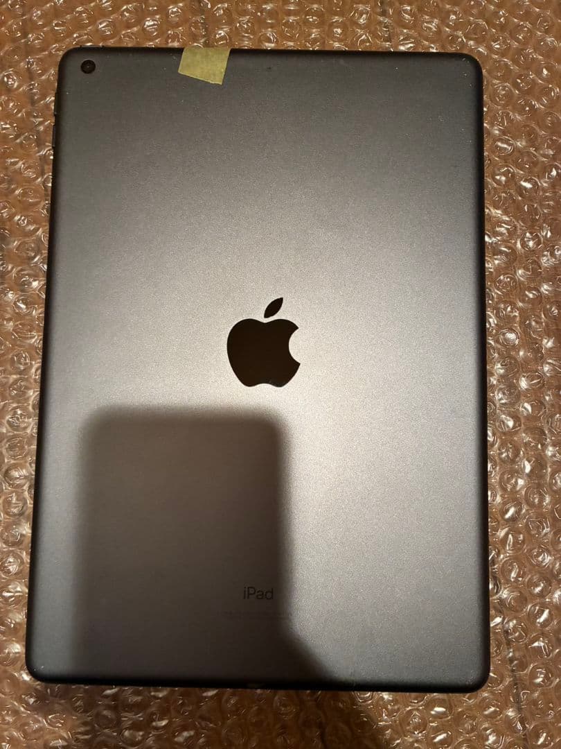 Apple　iPad8世代　Wi-Fi 32GB スペースグレイ