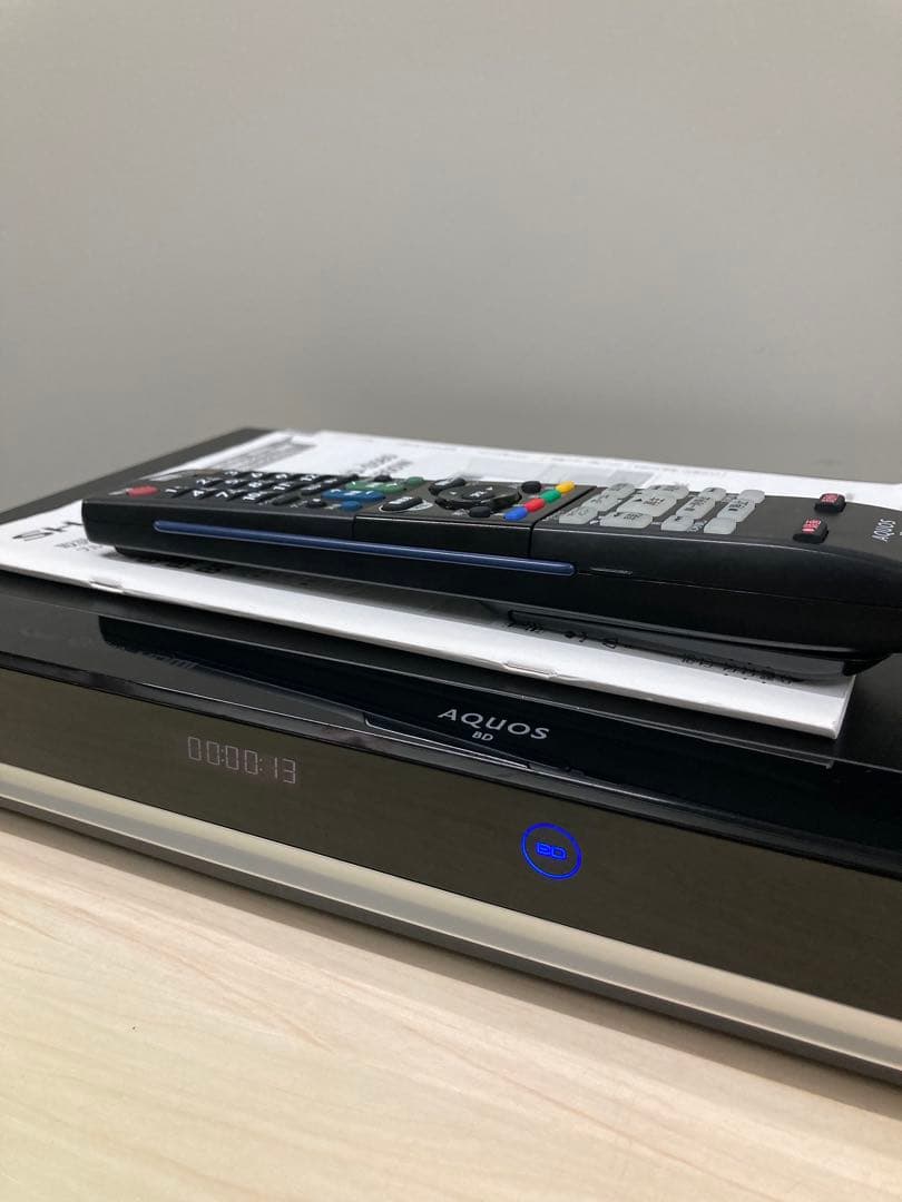 めっちゃ綺麗　シャープ　AQUOS ブルーレイ　BD-W 580