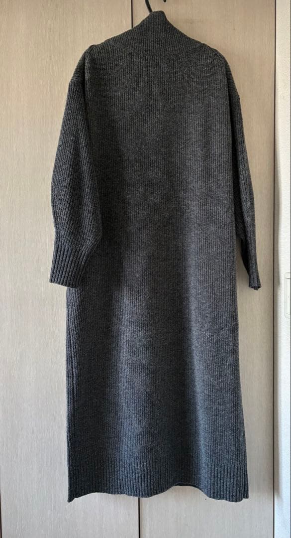 北欧暮らしの道具店　グレー ハイネック ハーフジップ　ロングニットワンピース