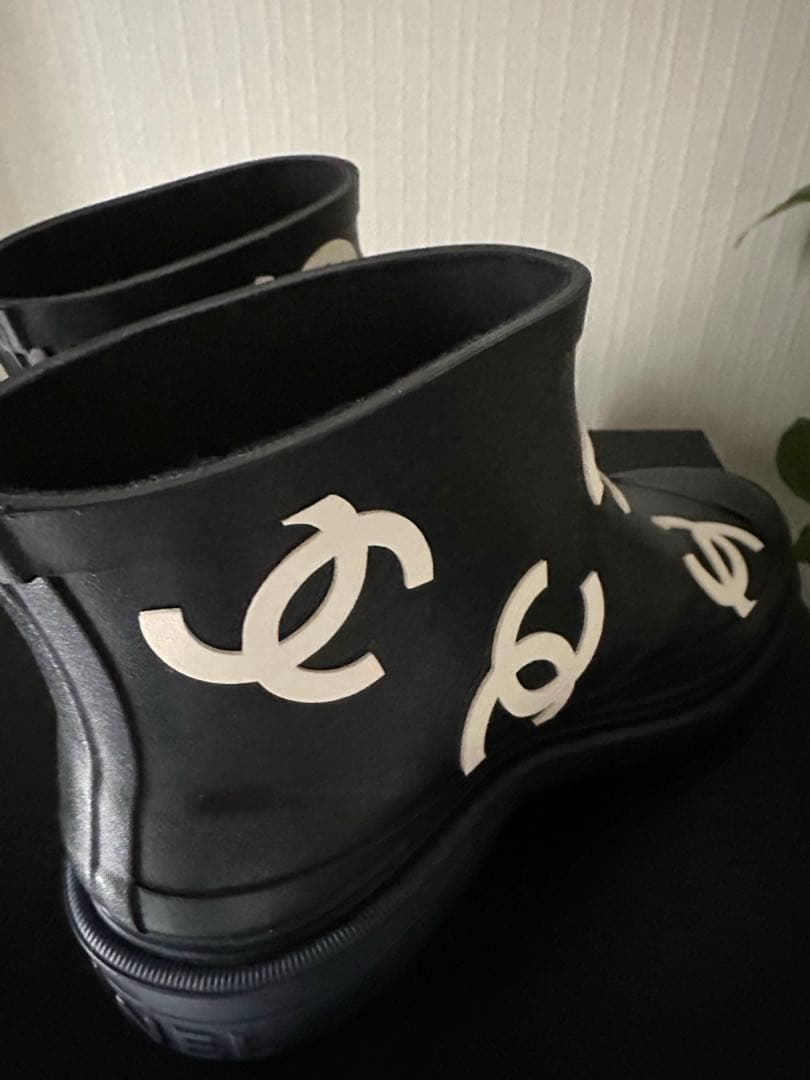 CHANELレインブーツ新品未使用