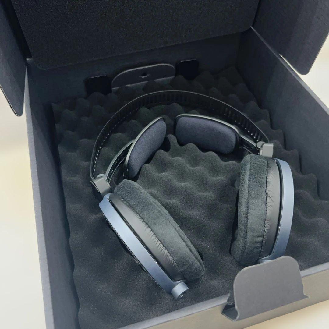 512254 新品　オーディオテクニカ ATH-R70x プロフェッショナル