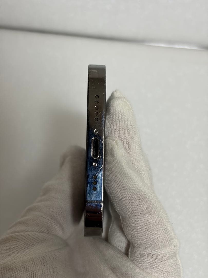 Apple iPhone 12 Pro 本体 充電ケーブル付き