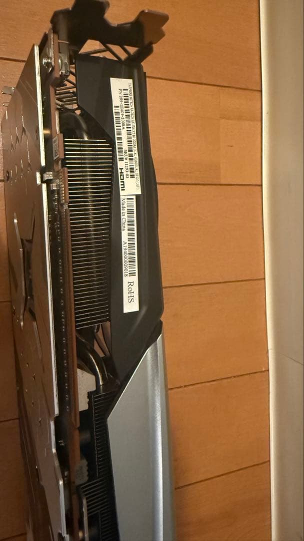 グラフィックボード・グラボ・ビデオカード SAPPHIRE NITRO+ RADEON RX5700XT8GB GDDR5