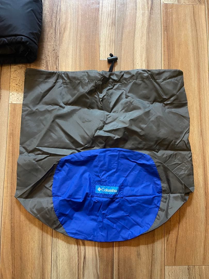 Columbia ビッグリブマウンテンダウンジャケット