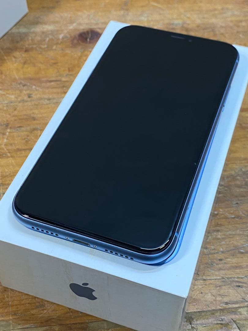 も*ち様 【ジャンク】iPhone XR 64GB 本体 ブルー au IMEI