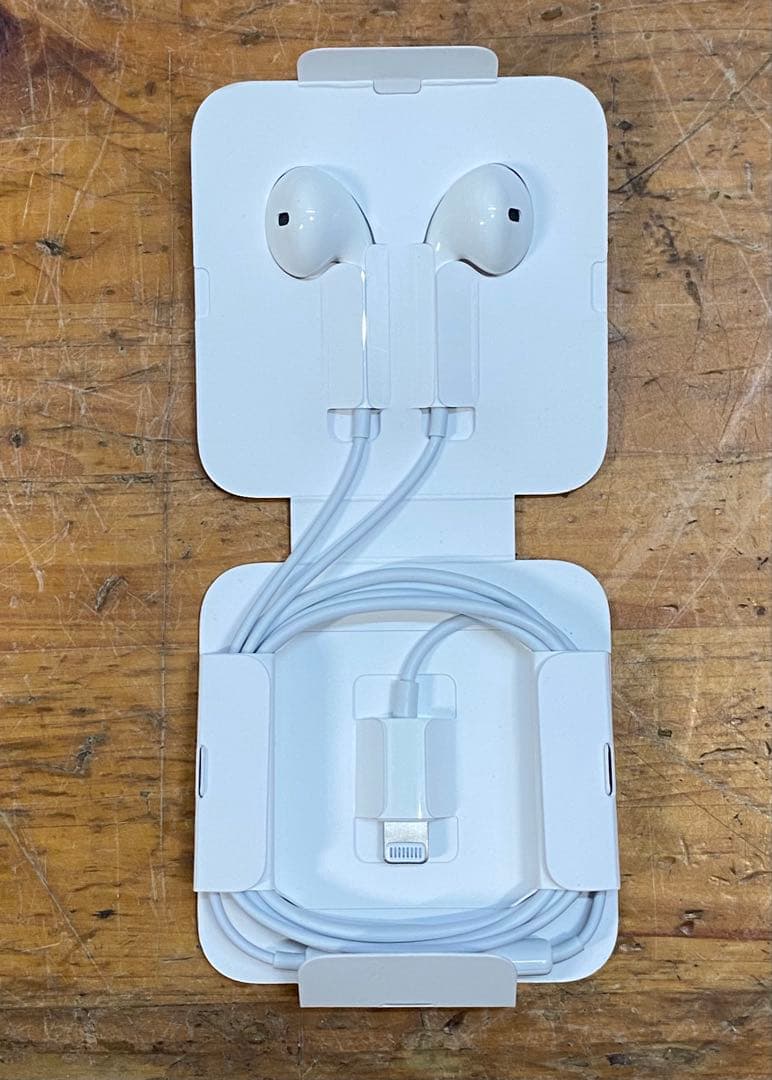 も*ち様 【ジャンク】iPhone XR 64GB 本体 ブルー au IMEI