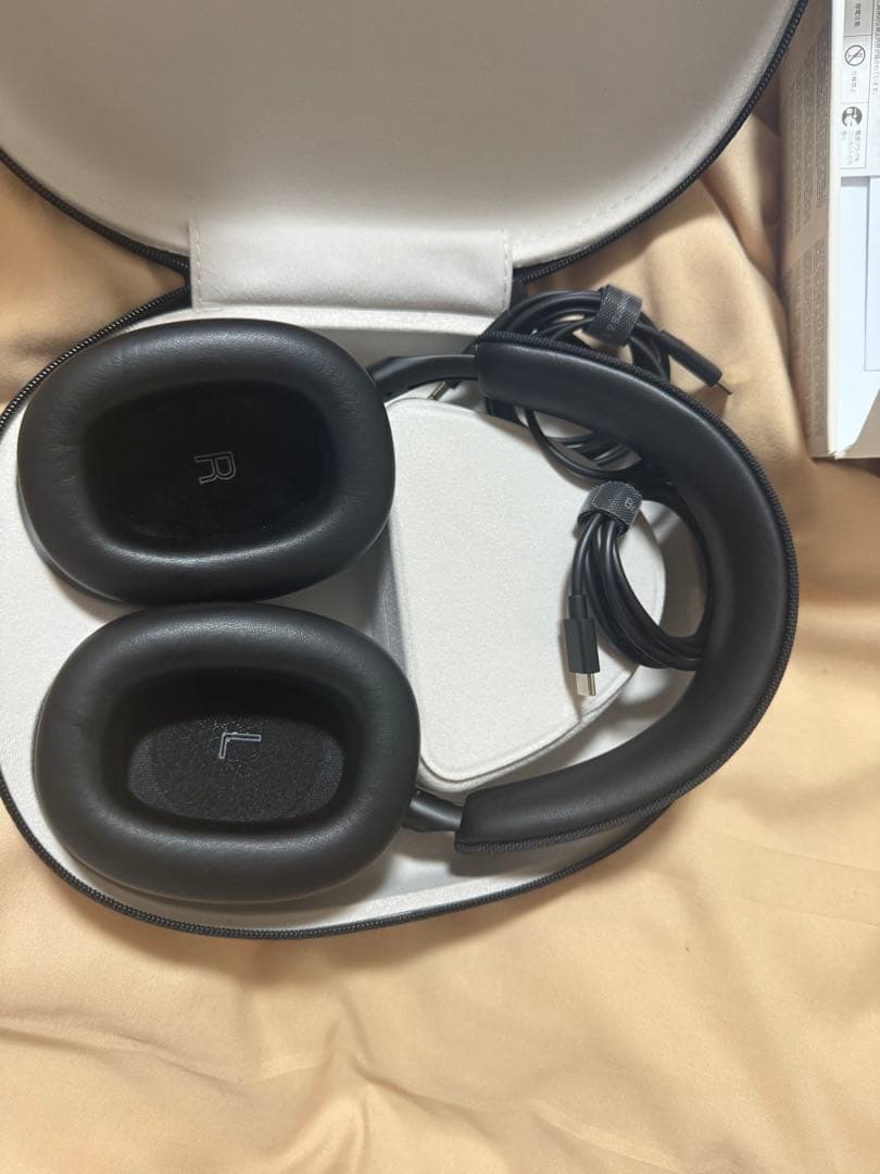 ほぼ新品Bowers & Wilkins Px7 S2 ワイヤレスヘッドホン