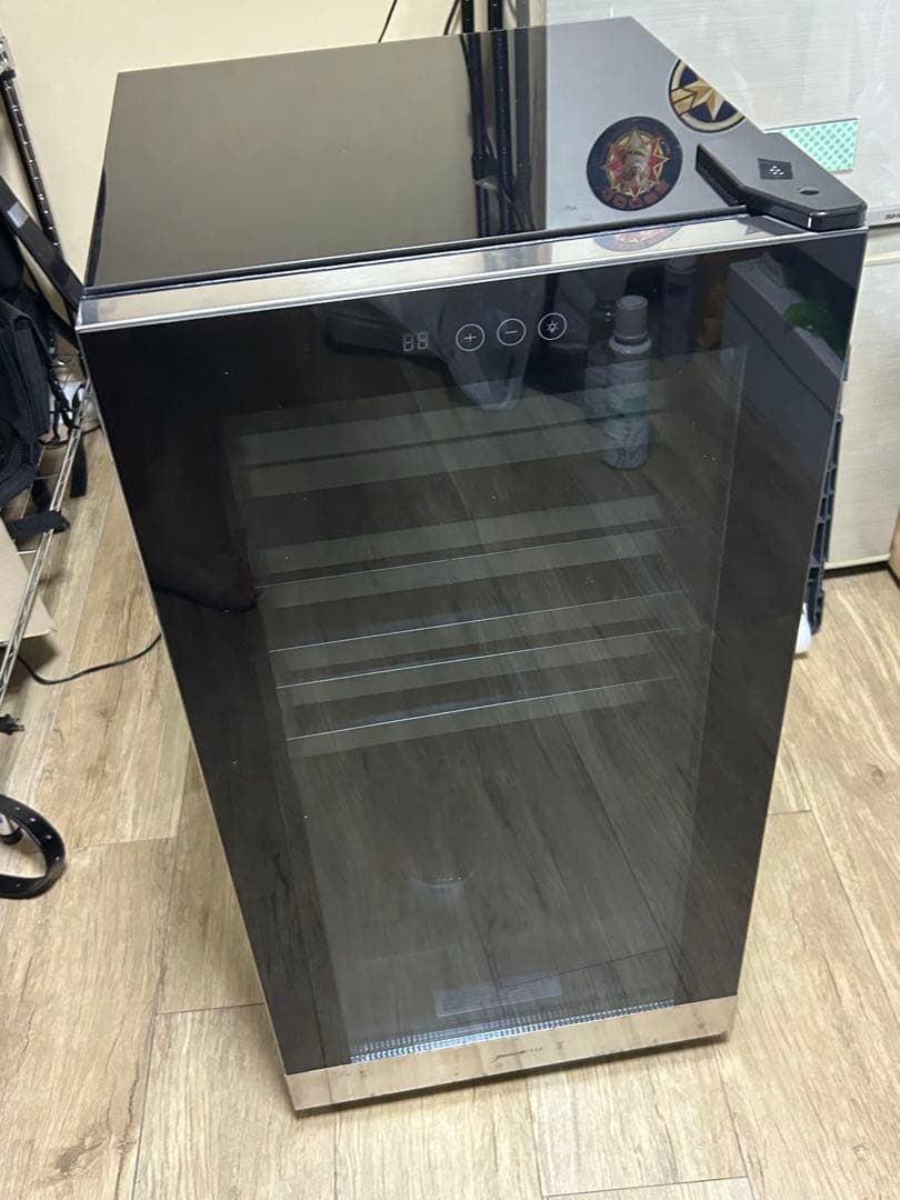 ワインセラー ブラック ガラス扉