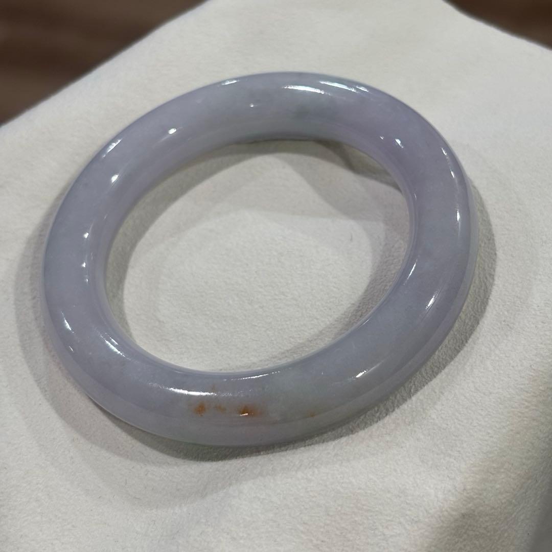 ミャンマー産　天然本翡翠　A貨　春彩　バングル　鑑定書付