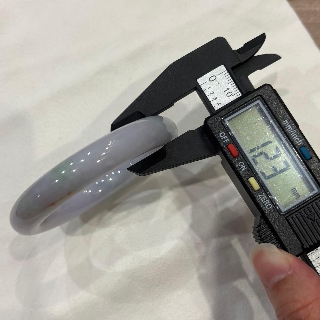 ミャンマー産　天然本翡翠　A貨　春彩　バングル　鑑定書付