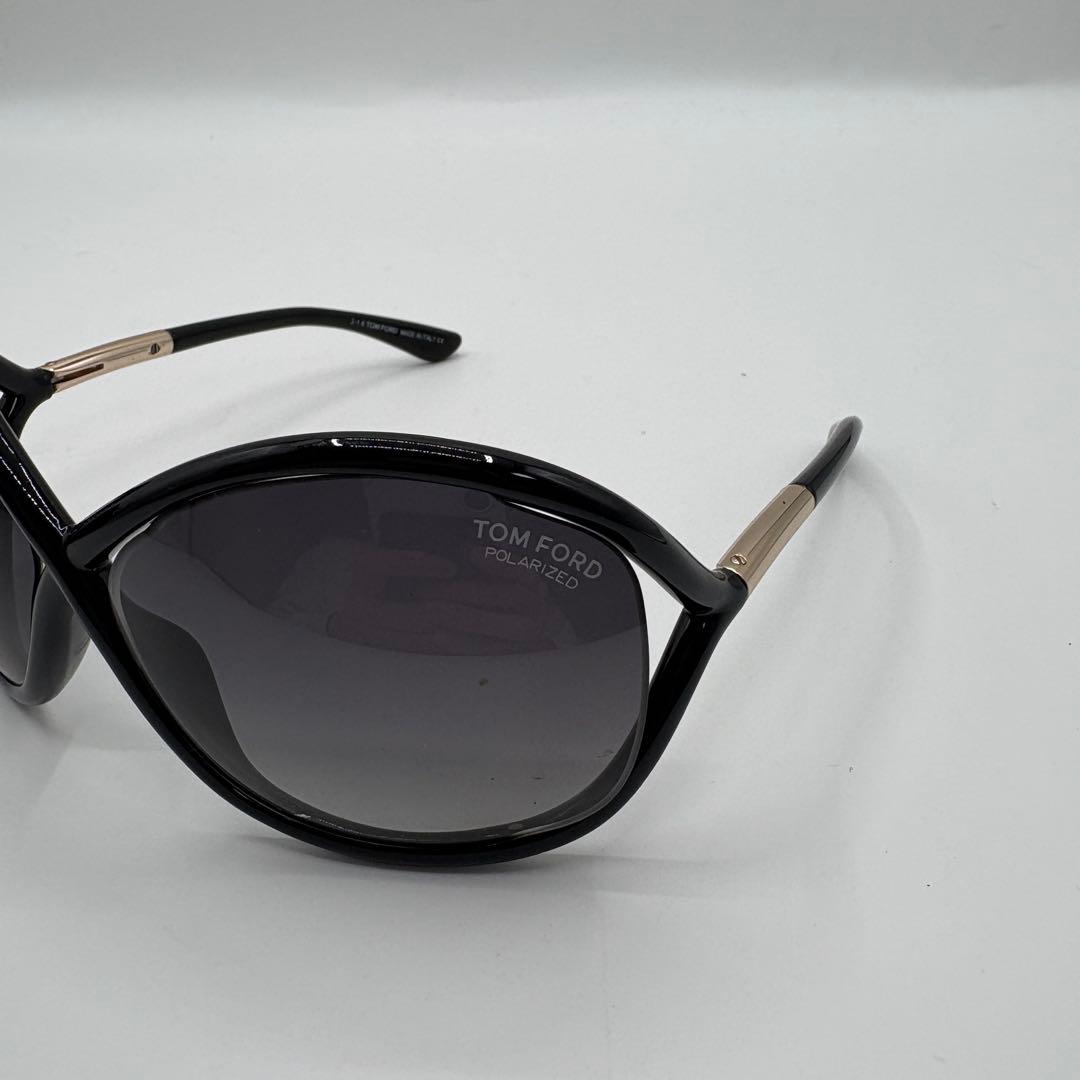 TOM FORD ブラックサングラス ケース付き