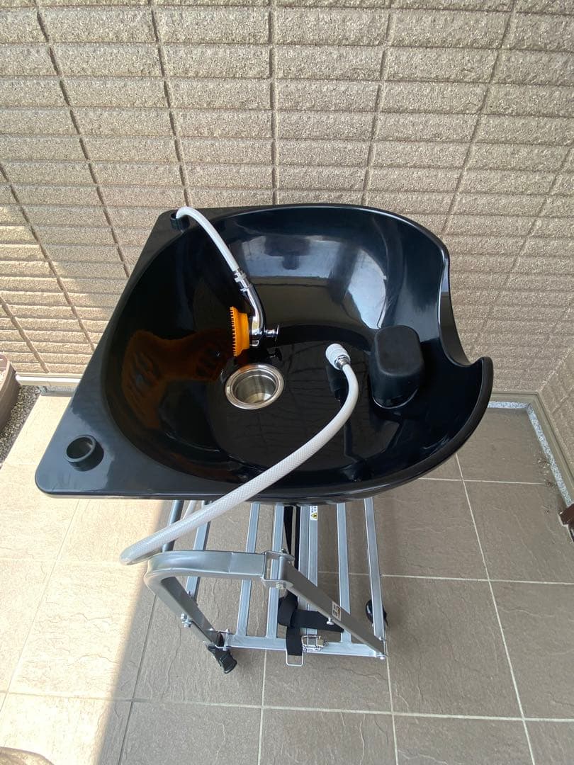 【折りたたみシャンプー台】 訪問理美容に!!