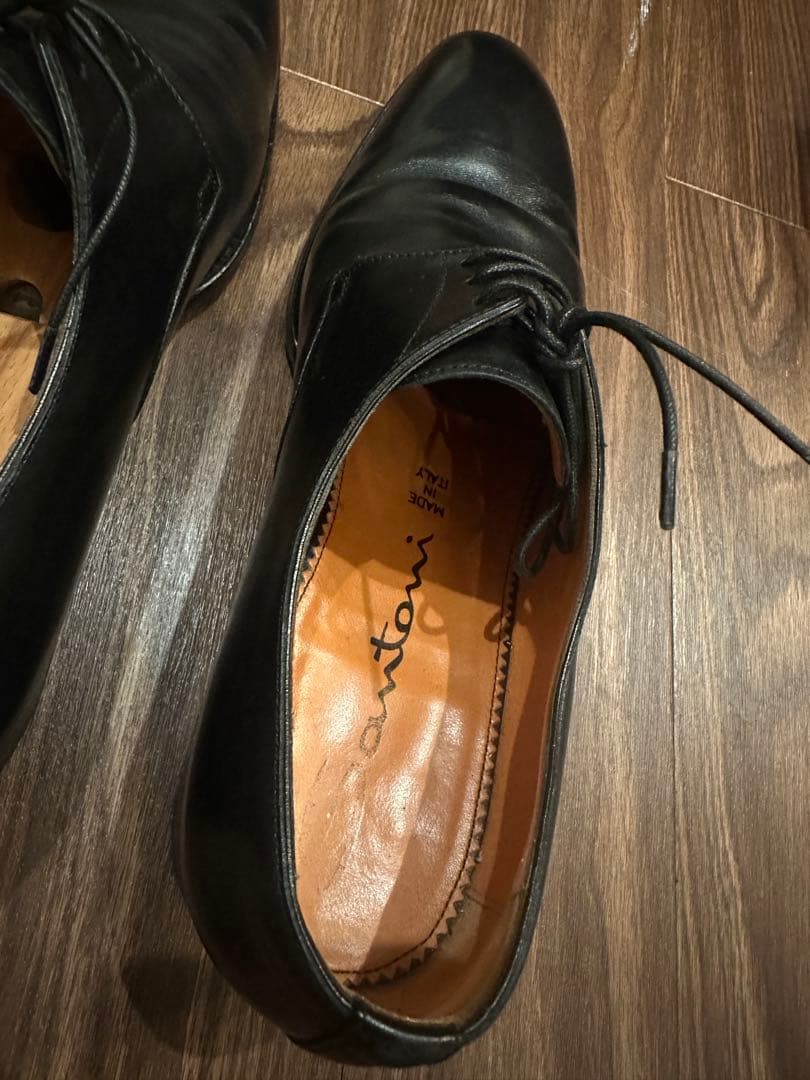 santoni ブラックレザー ドレスシューズ 7ハーフ　サントーニ