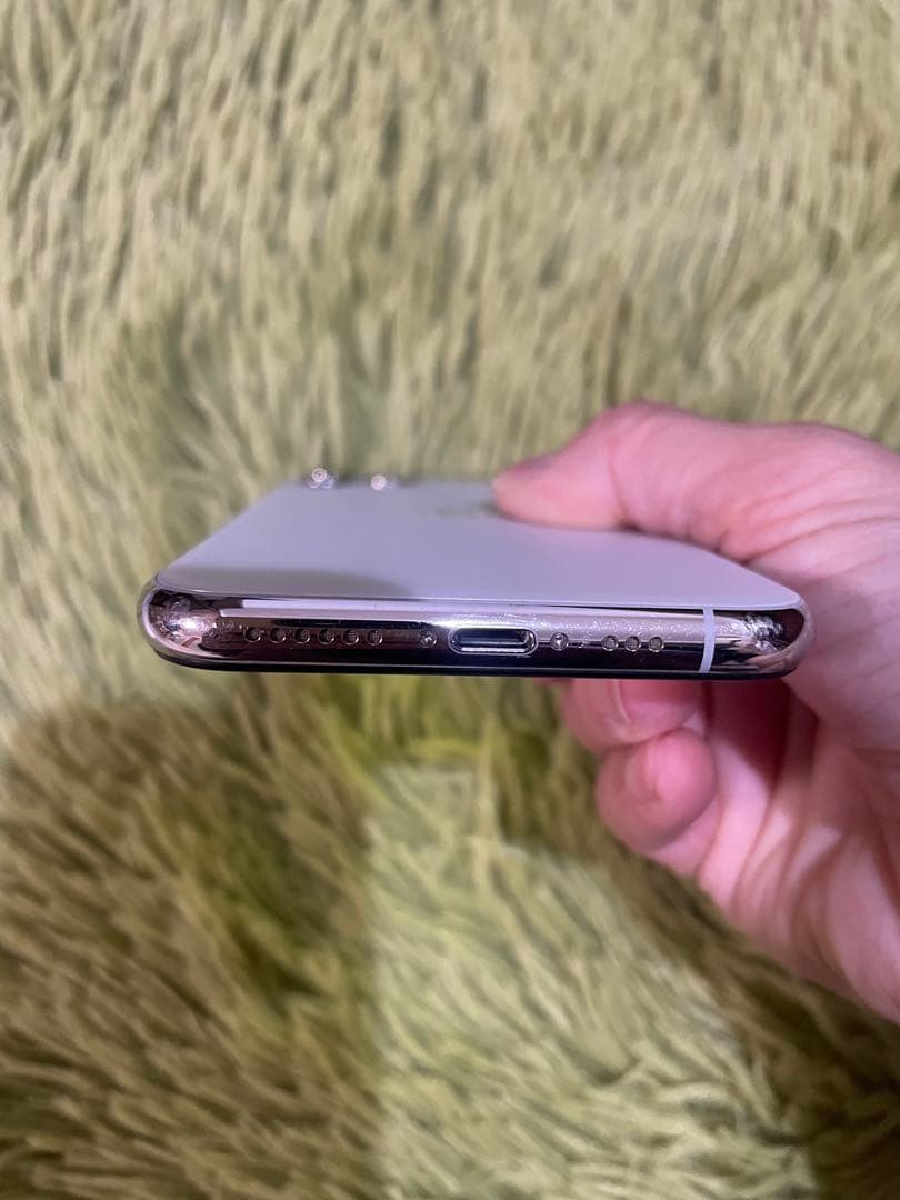 美品iPhone 11 Pro 256GB シルバー SIMフリーサブやゲーム等