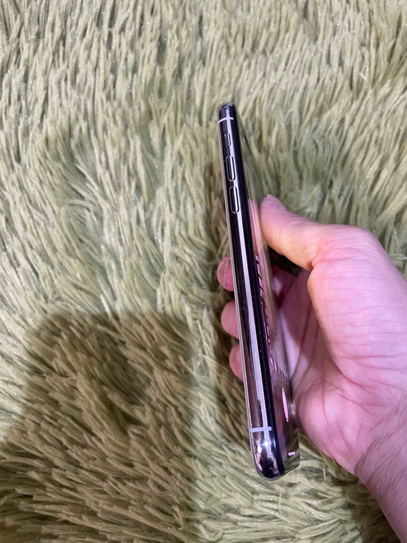 美品iPhone 11 Pro 256GB シルバー SIMフリーサブやゲーム等