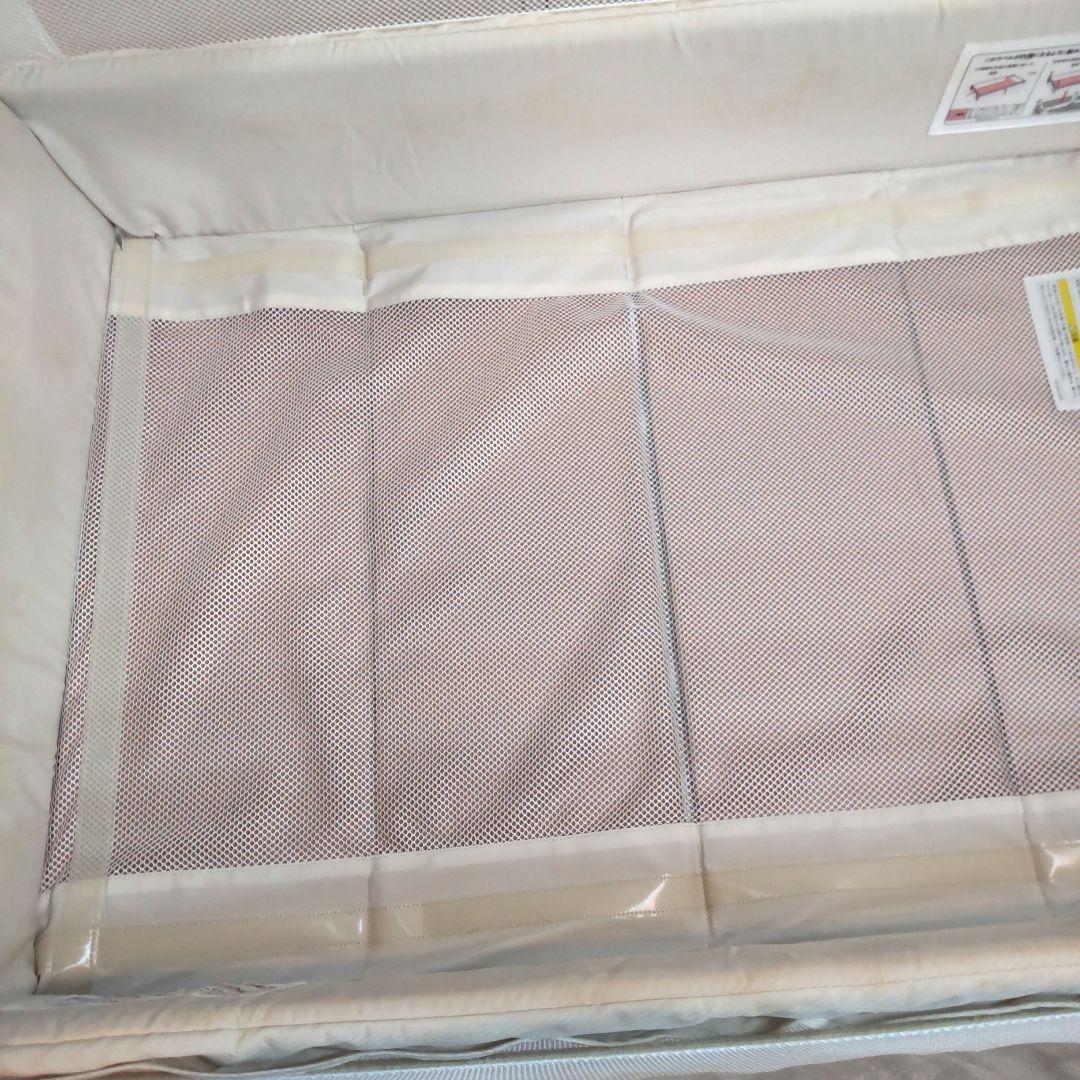 (美品 )ココネルエアー　プラスAB ホワイトベージュ Aprica アップリカ