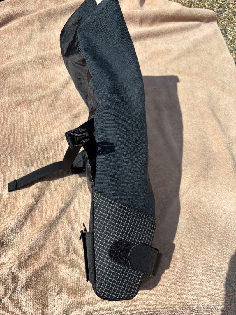 Rawlow Mountain Works サドルバッグ