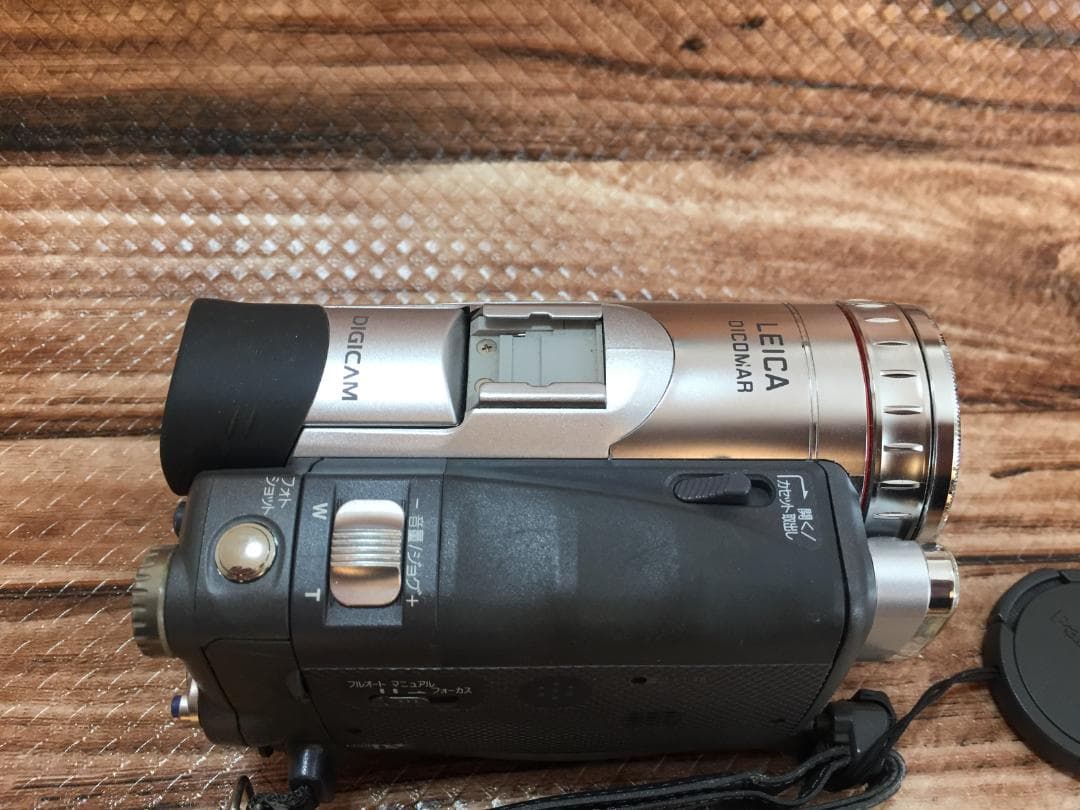 撮影再生ダビングOK　美品　Panasonic　NV-GS200　付属品あり