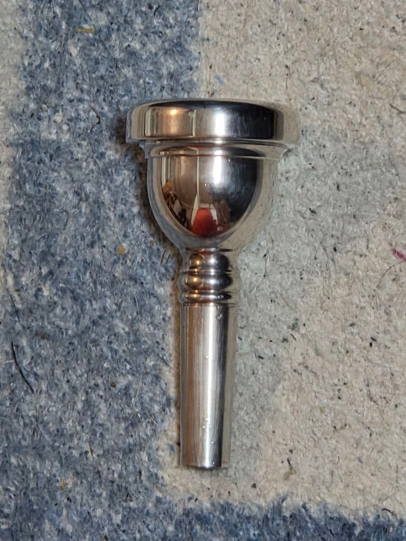 ☆希少　トロンボーンマウスピース BACH CORP 12C☆