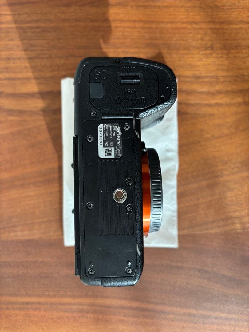 SONY α7 II ミラーレス一眼 バッテリー2個、レリーズ付