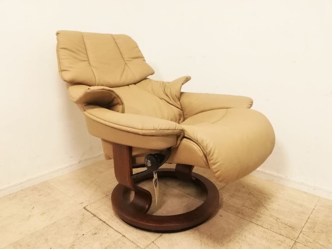 モデルルーム展示品 EKORNES ストレスレスチェア レノ（S） オットマン付