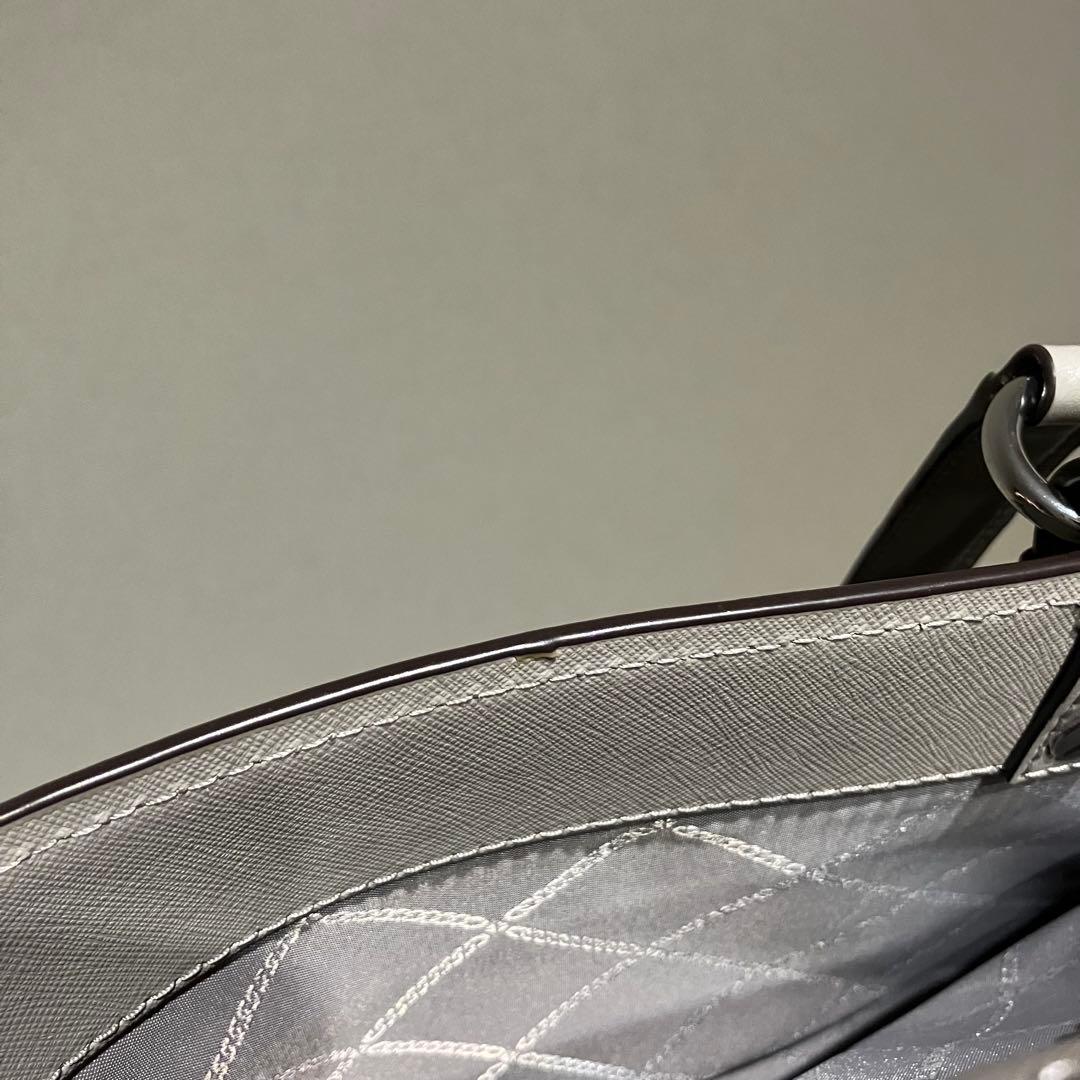 MICHAEL KORS トップジップ マルチファンクショントート パールグレー