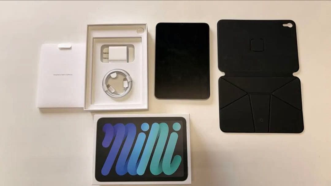 iPad mini 128GB a17 グレー MOFTカバー付き