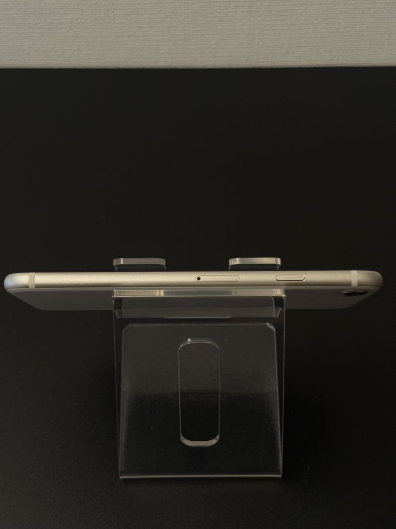 極美品 256GB Apple iPhone SE 3 ホワイト　日本版