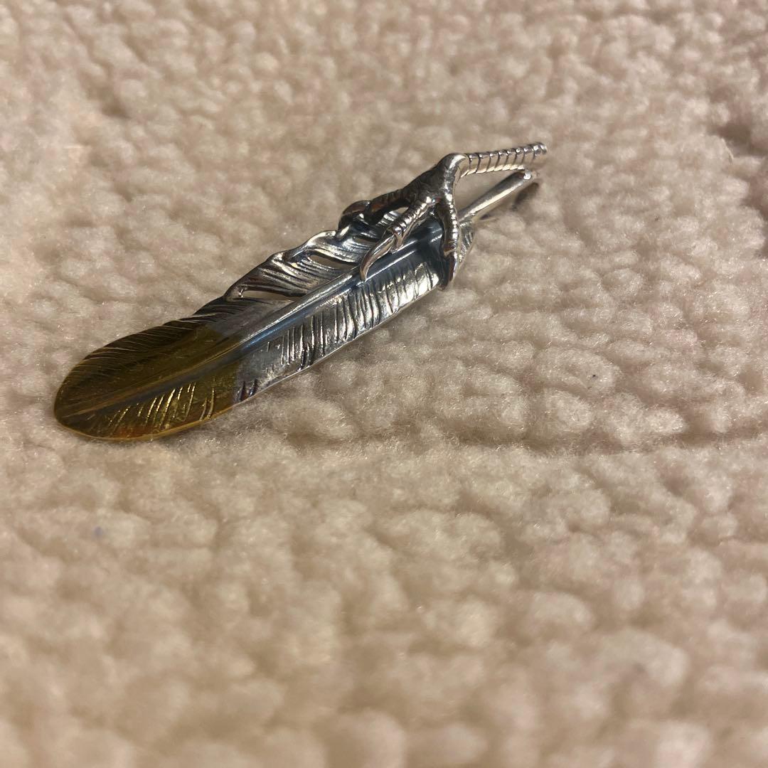 銀爪メタルフェザー