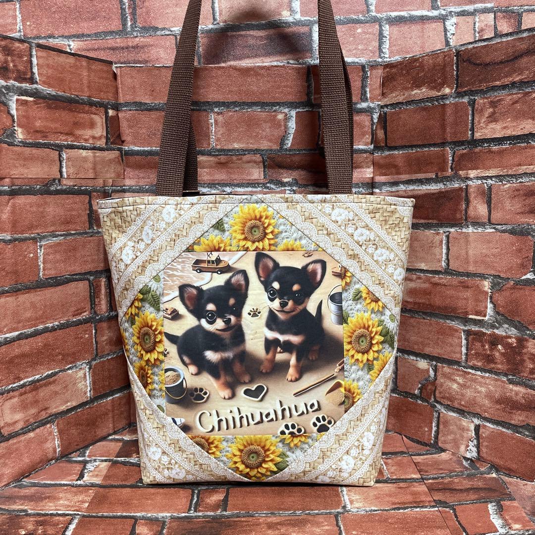 肩掛けバック　ランチバッグ　壁掛け小物入れ　チワワ　パネル生地