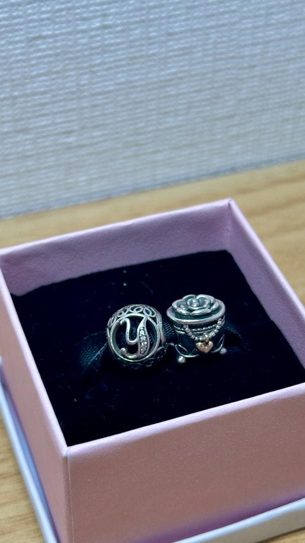 パンドラ PANDORA チャーム 2点セット（ボックス付き）