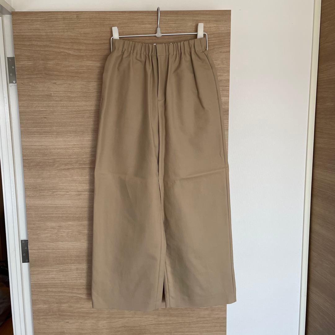美品　エンフォルド　ベージュ チノパン