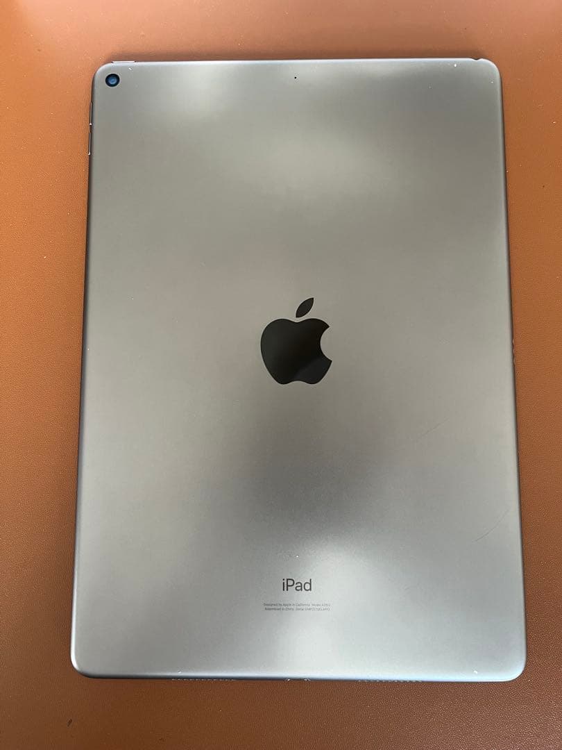 Apple iPad Air Wi-Fi スペースグレイ (第3世代)