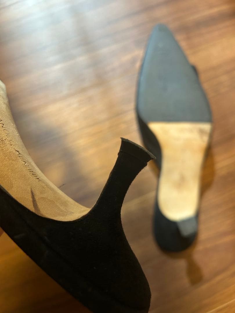 MANOLO BLAHNIK ブラックミュール 37