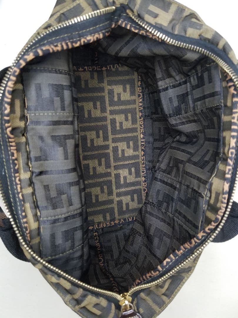 ヴィンテージ フェンディ FFモノグラム ジッピーハンドバッグ（ブラウン）