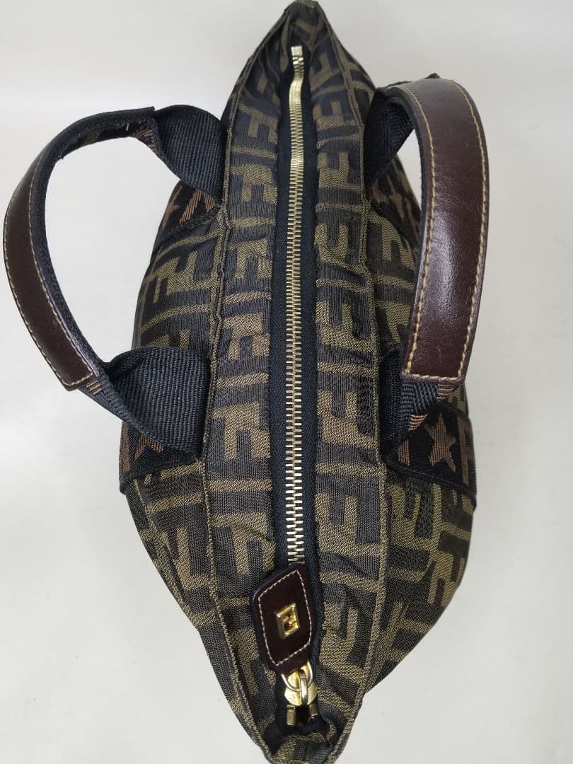 ヴィンテージ フェンディ FFモノグラム ジッピーハンドバッグ（ブラウン）