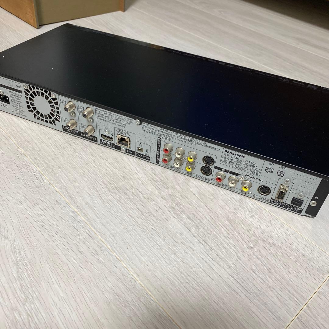 Panasonic ブルーレイレコーダー 2番組同時　500GB リモコンつき
