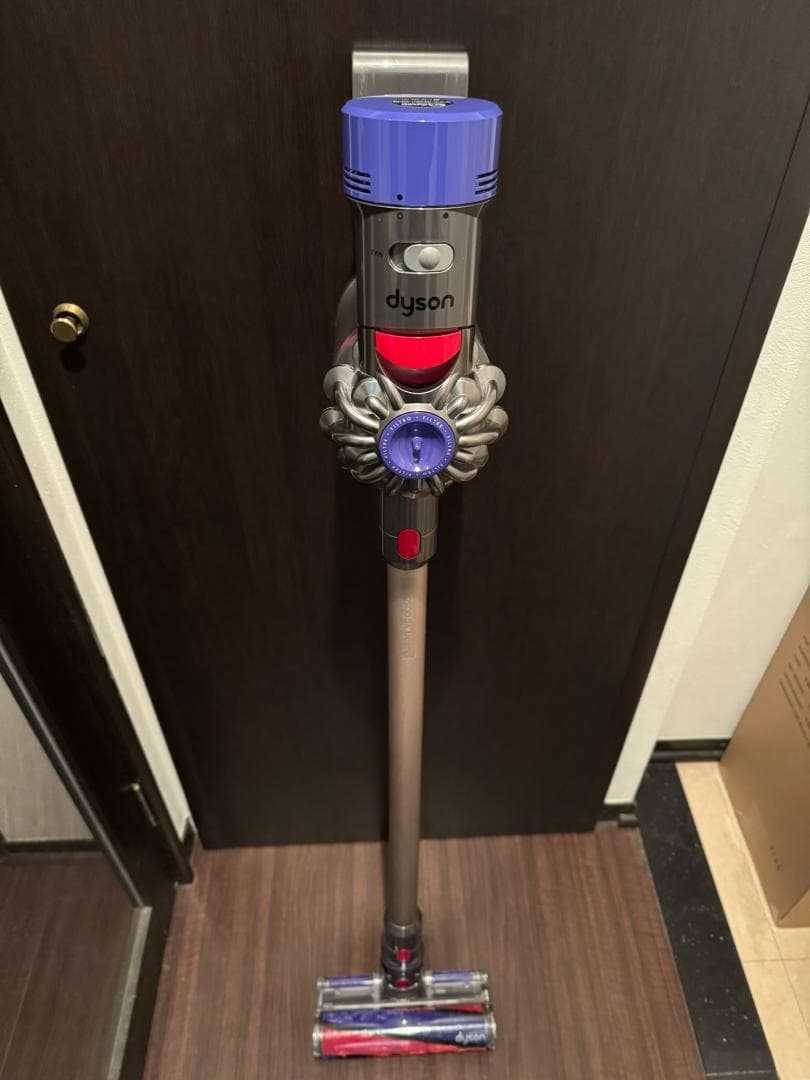 掃除機 ダイソン V8 Fluffy