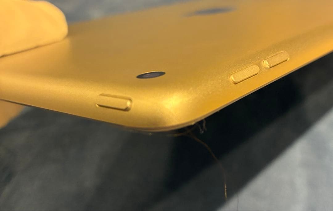 iPad（第８世代）10.2インチ 32GB シルバー Wi-Fiモデル